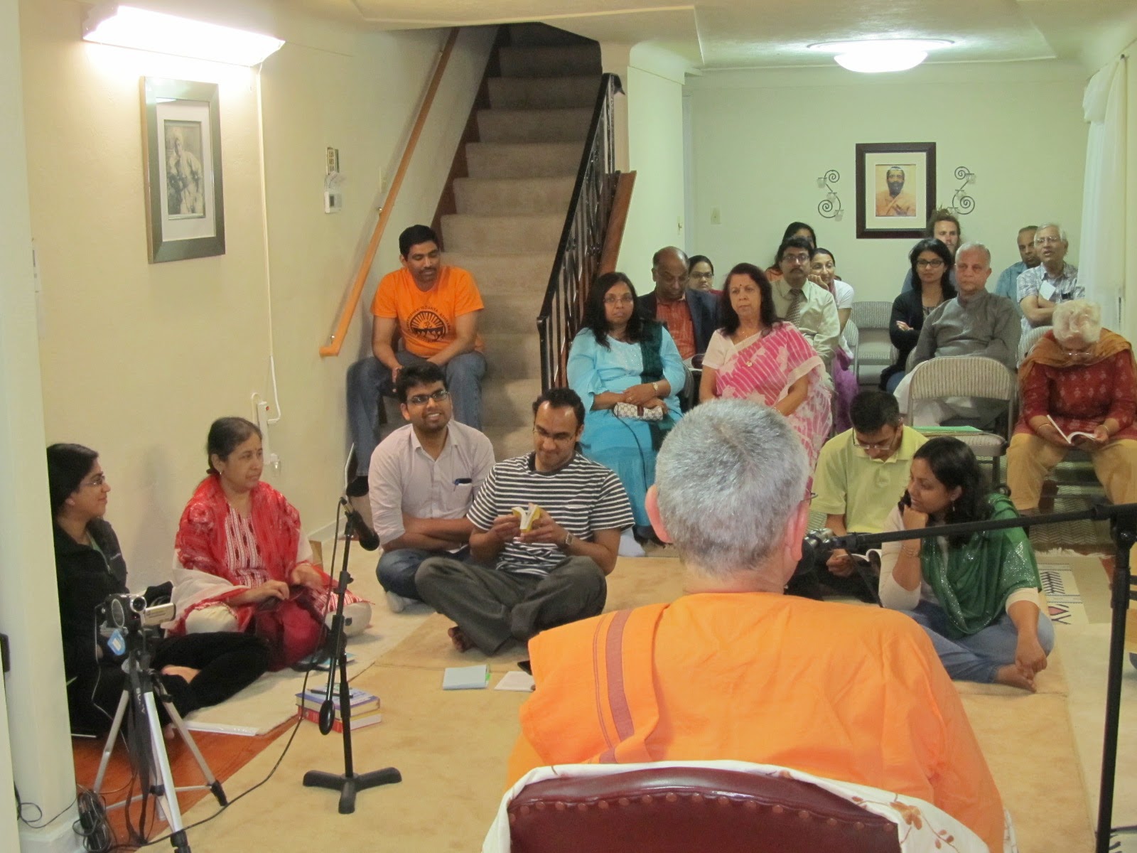 2014 May Swami Atmajnanananda's Visit